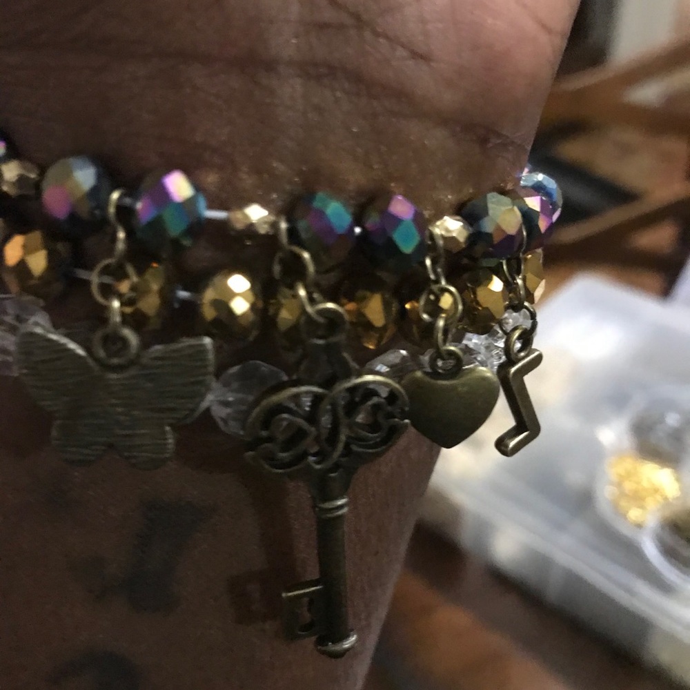 Beaded charm bracelet